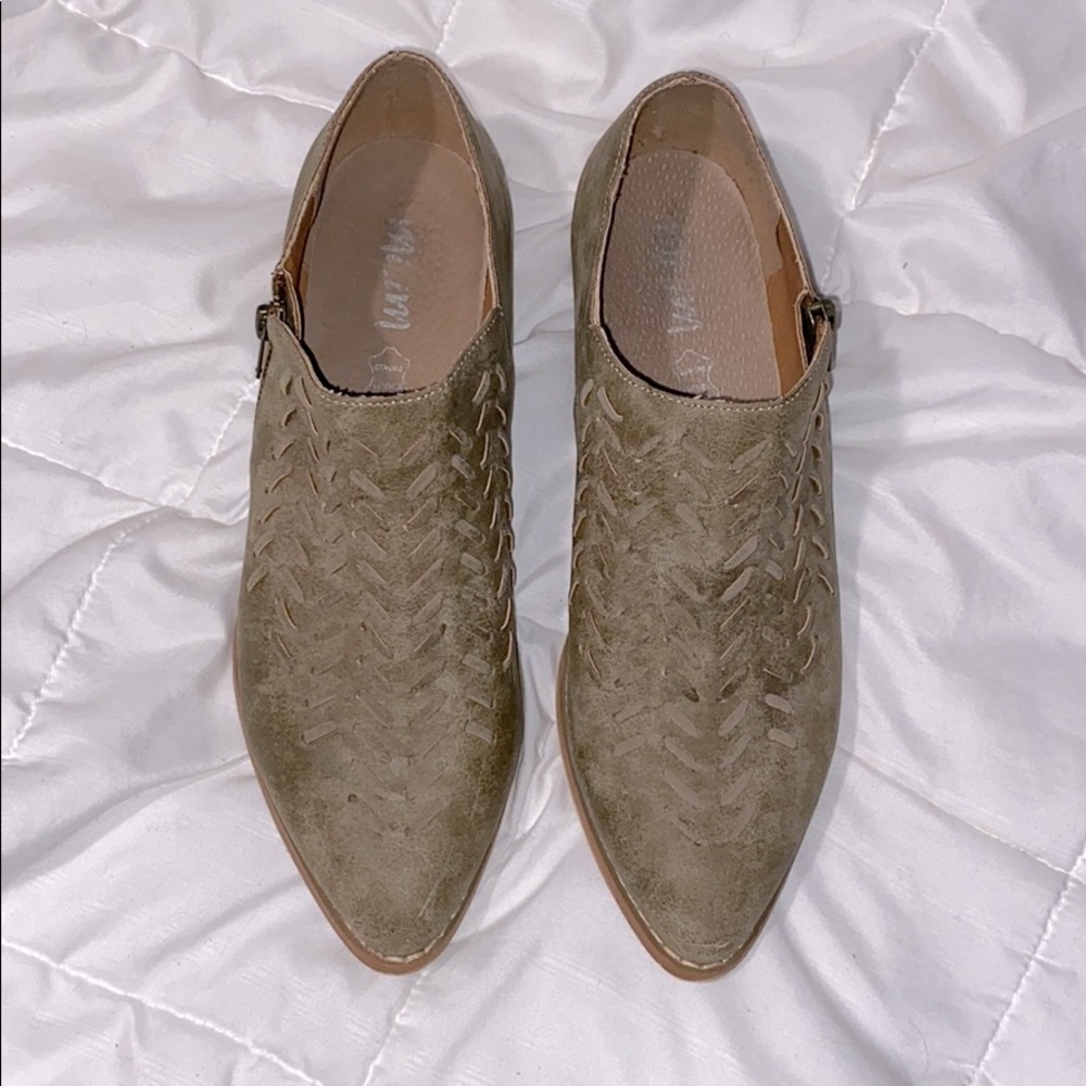 Mi.iM ankle boots.